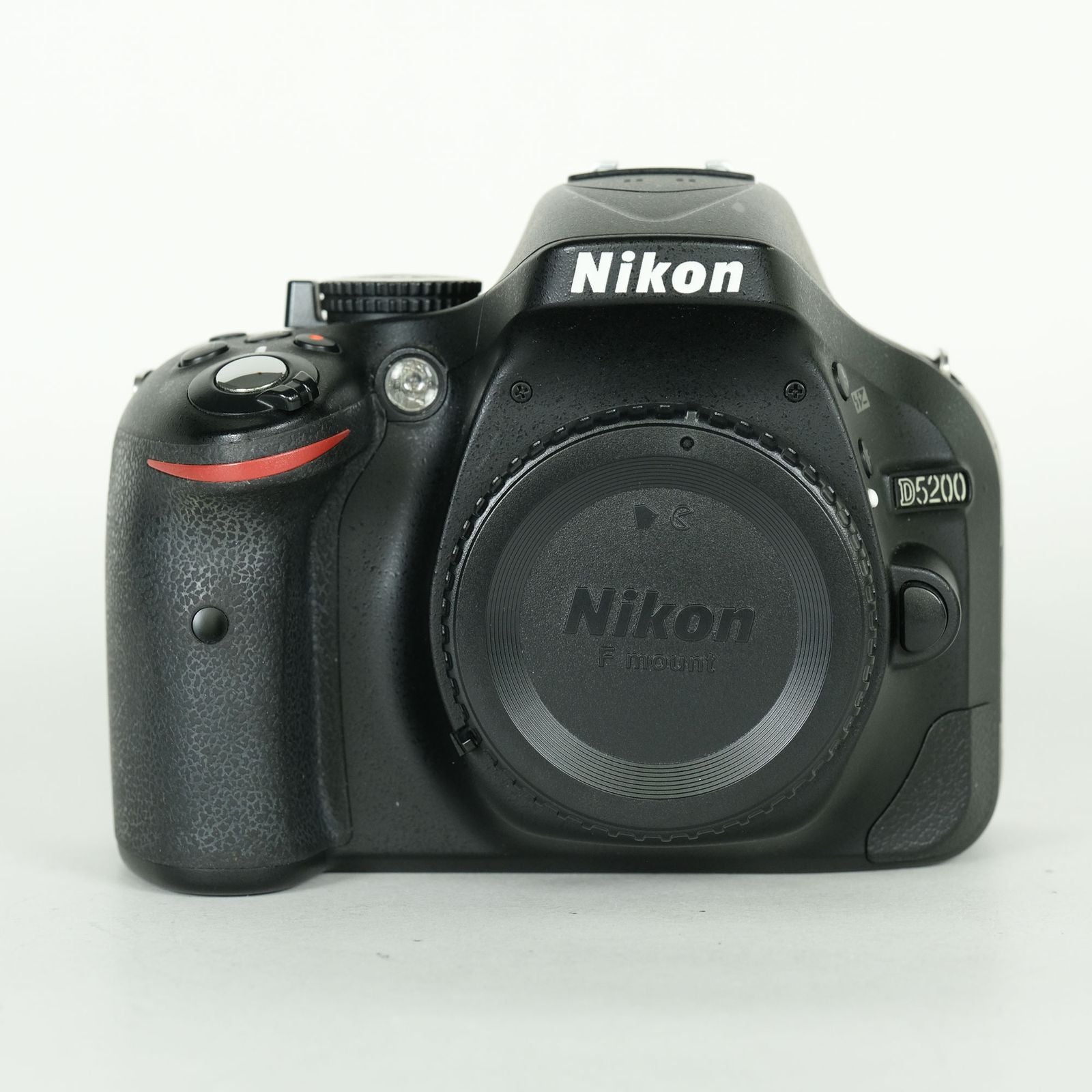 Nikon Digital Slr 20,051 2 D5200 F