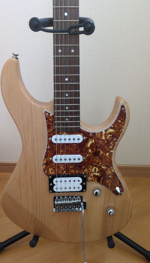 Yamaha Electric Guitars Pacifica 112V