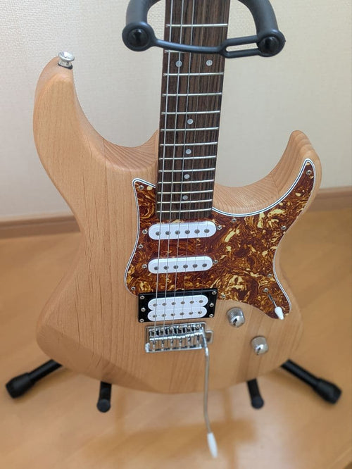 Yamaha Electric Guitars Pacifica 112V