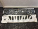 Analog Synthesizer Roland Gaia Sh-01