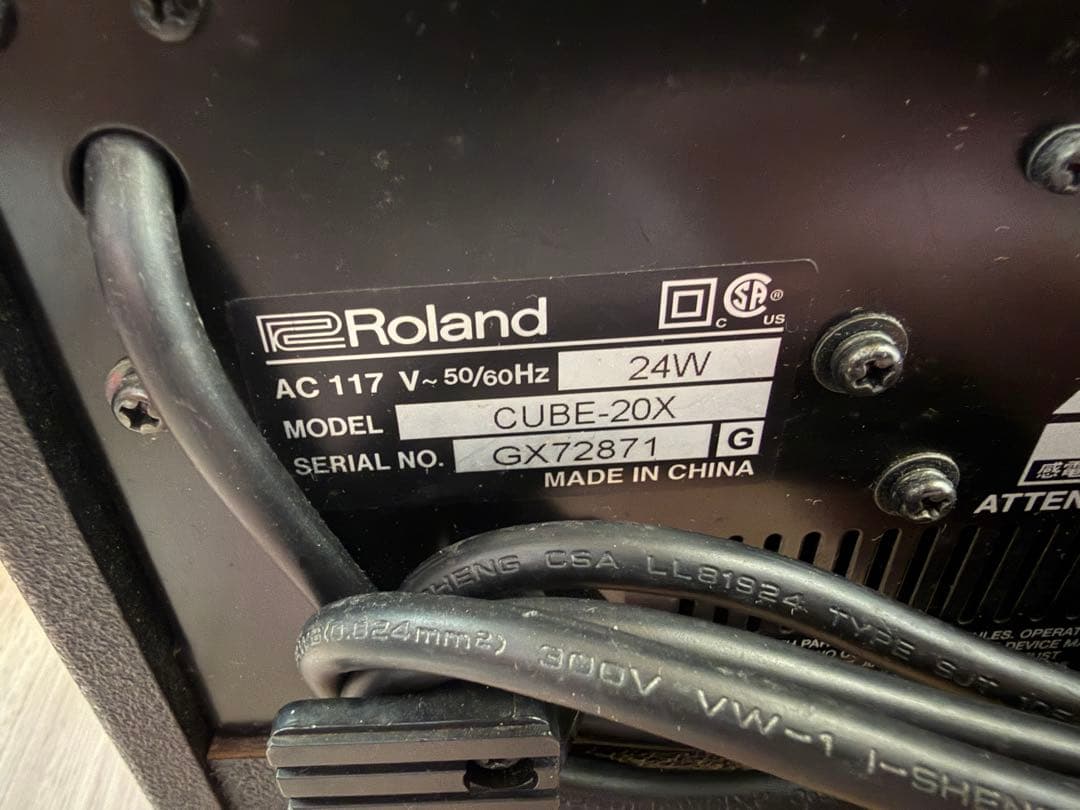 Roland Guitar Amplifiers Cube-20X Cosm