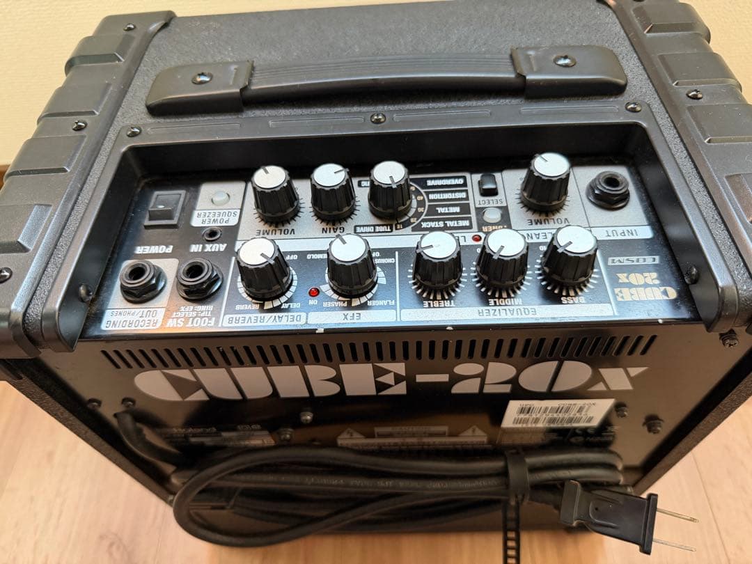 Roland Guitar Amplifiers Cube-20X Cosm
