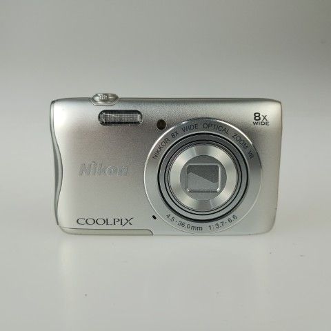 Nikon Compact Digital Camera Coolpix S3700 Silver
