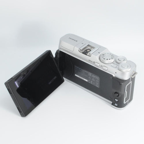 Fujifilm Mirrorless Interchangeable Lens Cameras X-A7