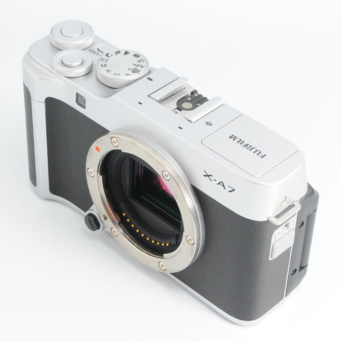 Fujifilm Mirrorless Interchangeable Lens Cameras X-A7
