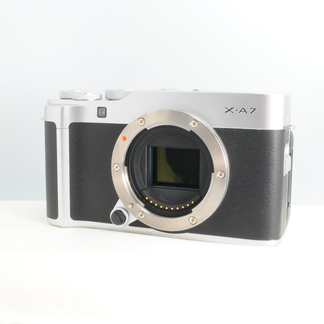 Fujifilm Mirrorless Interchangeable Lens Cameras X-A7