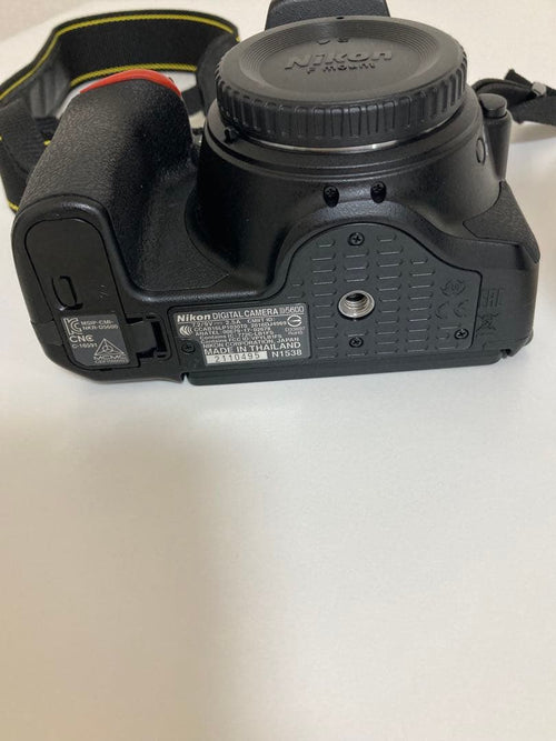 Nikon Digital Slr 4639 D5600 18-140