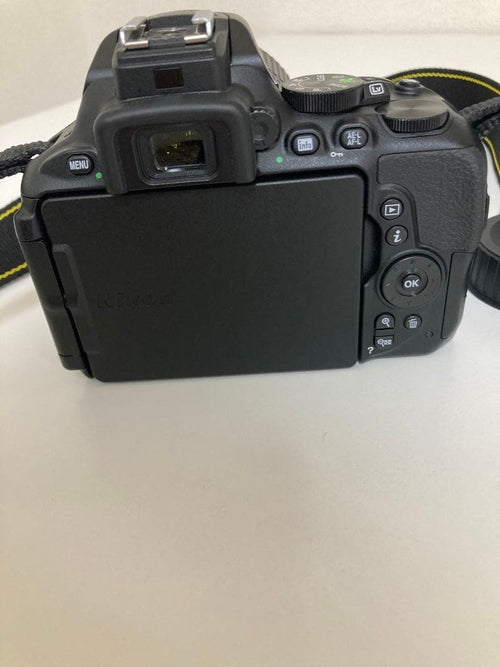 Nikon Digital Slr 4639 D5600 18-140