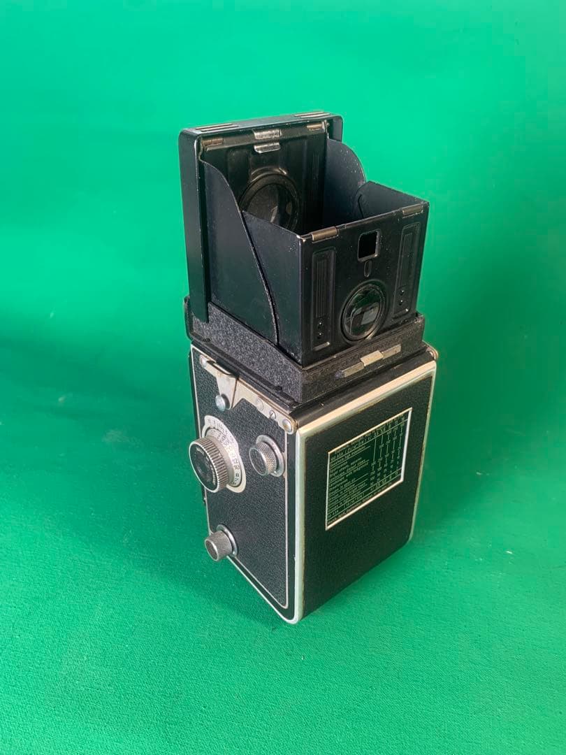 Twin-Lens Reflex Cameras Rolleiflex