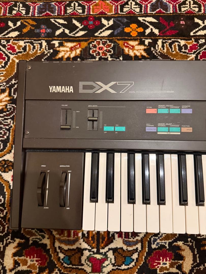 Yamaha Modular Synthesizer Dx7(1983)