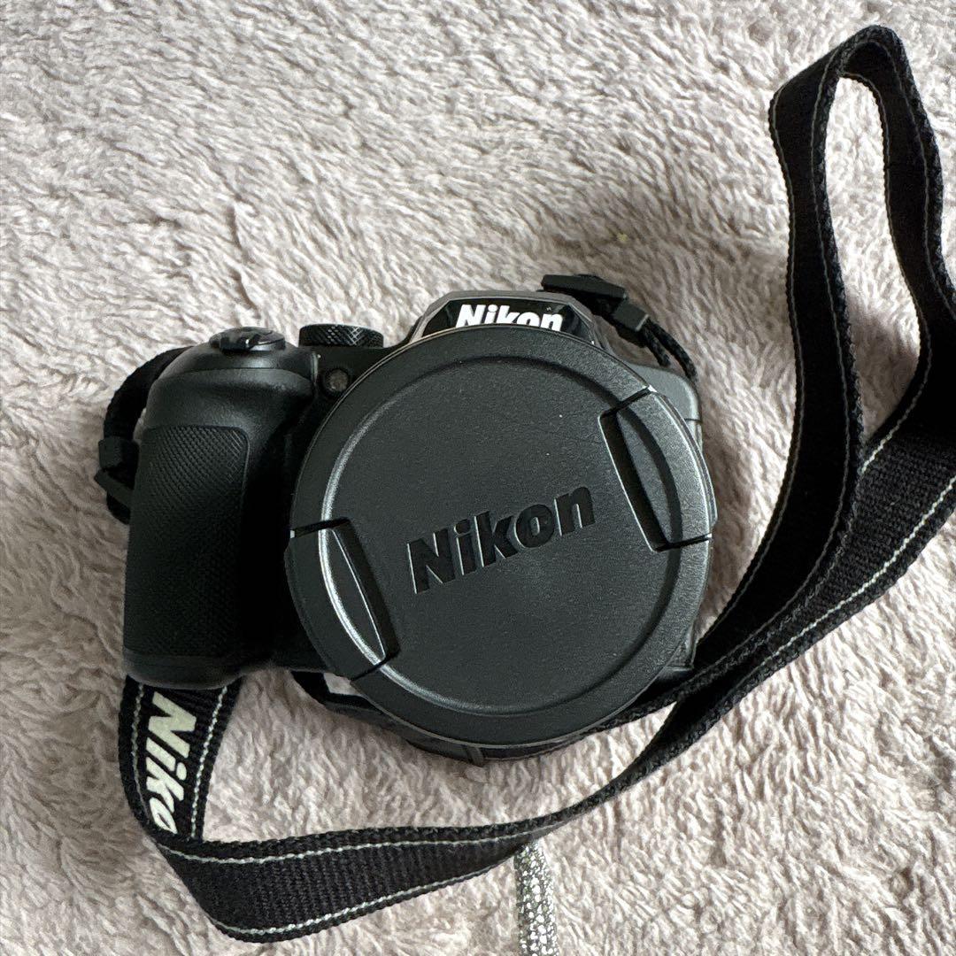 Nikon Compact Digital Cameras Coolpix B700