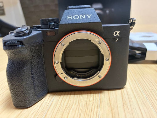 Sony Mirrorless Interchangeable Lips 7