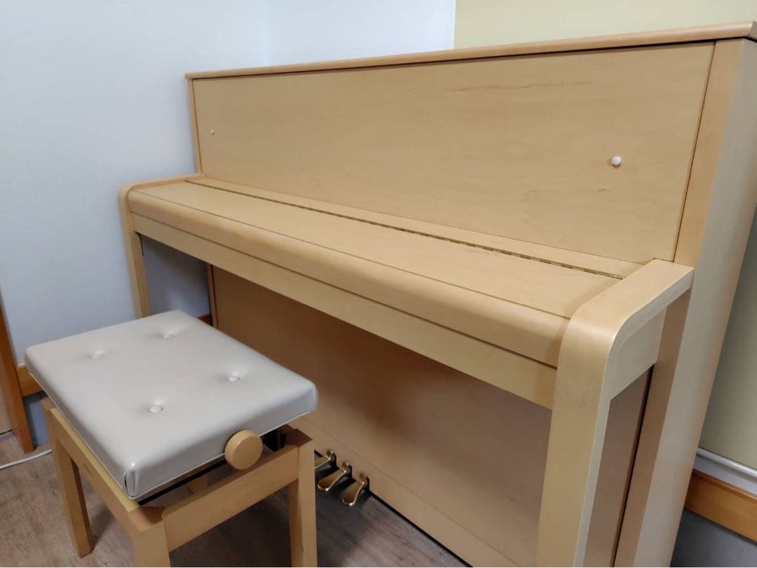 Yamaha Upright Pianos Ml102
