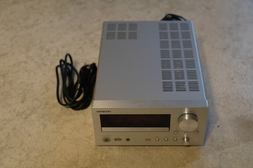 Onkyo Cd Sacd Players Cdrecever Cr-555