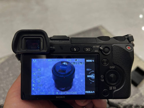 Sony Mirrorless Interchangeable Lips Nex-7 Sel1855 Sel50F18