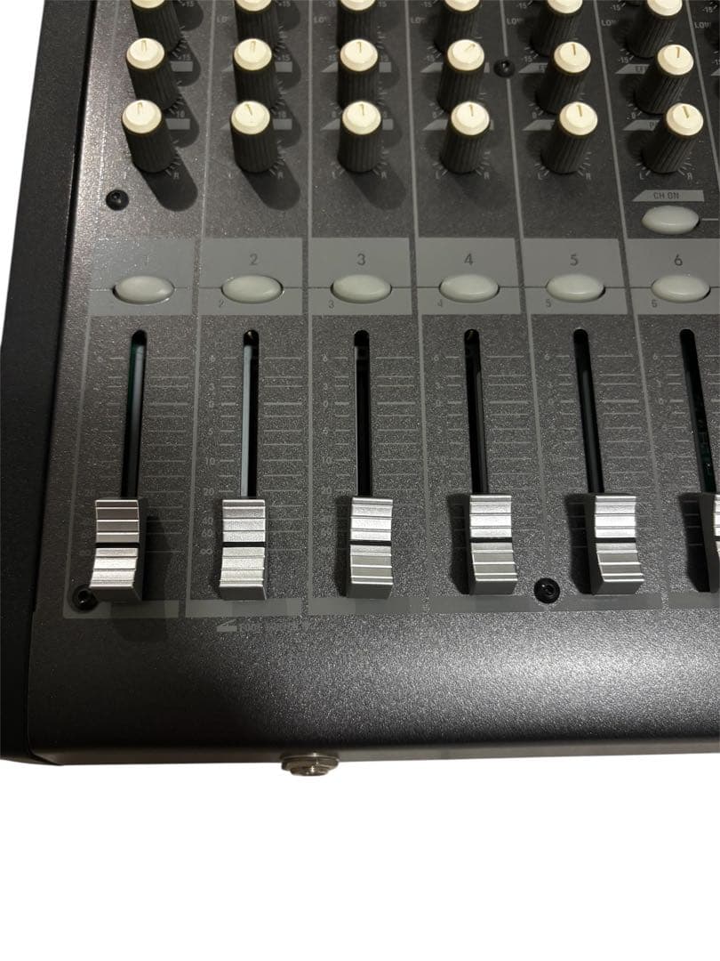 Korg Multi -Track Recorder D888