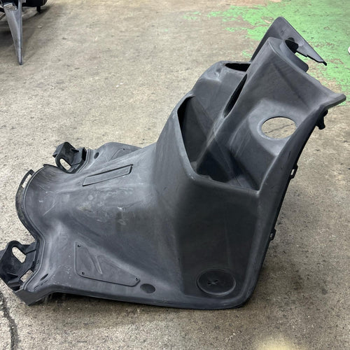 Yamaha Cowl Fender X