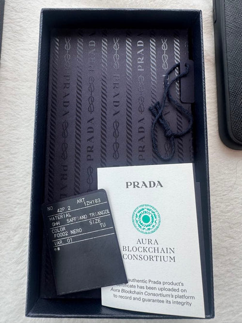 Prada Soft Hard Cases Iphone