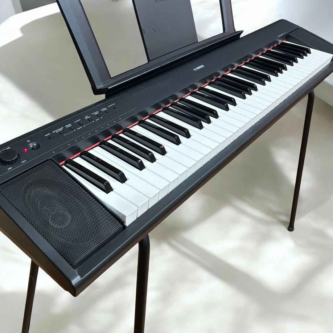 Yamaha Keyboard Electronic Piano Np-11 61