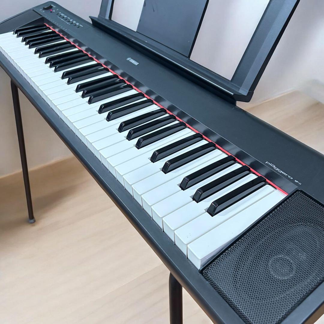 Yamaha Keyboard Electronic Piano Np-11 61