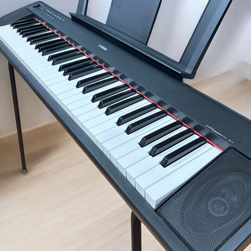 Yamaha Keyboard Electronic Piano Np-11 61