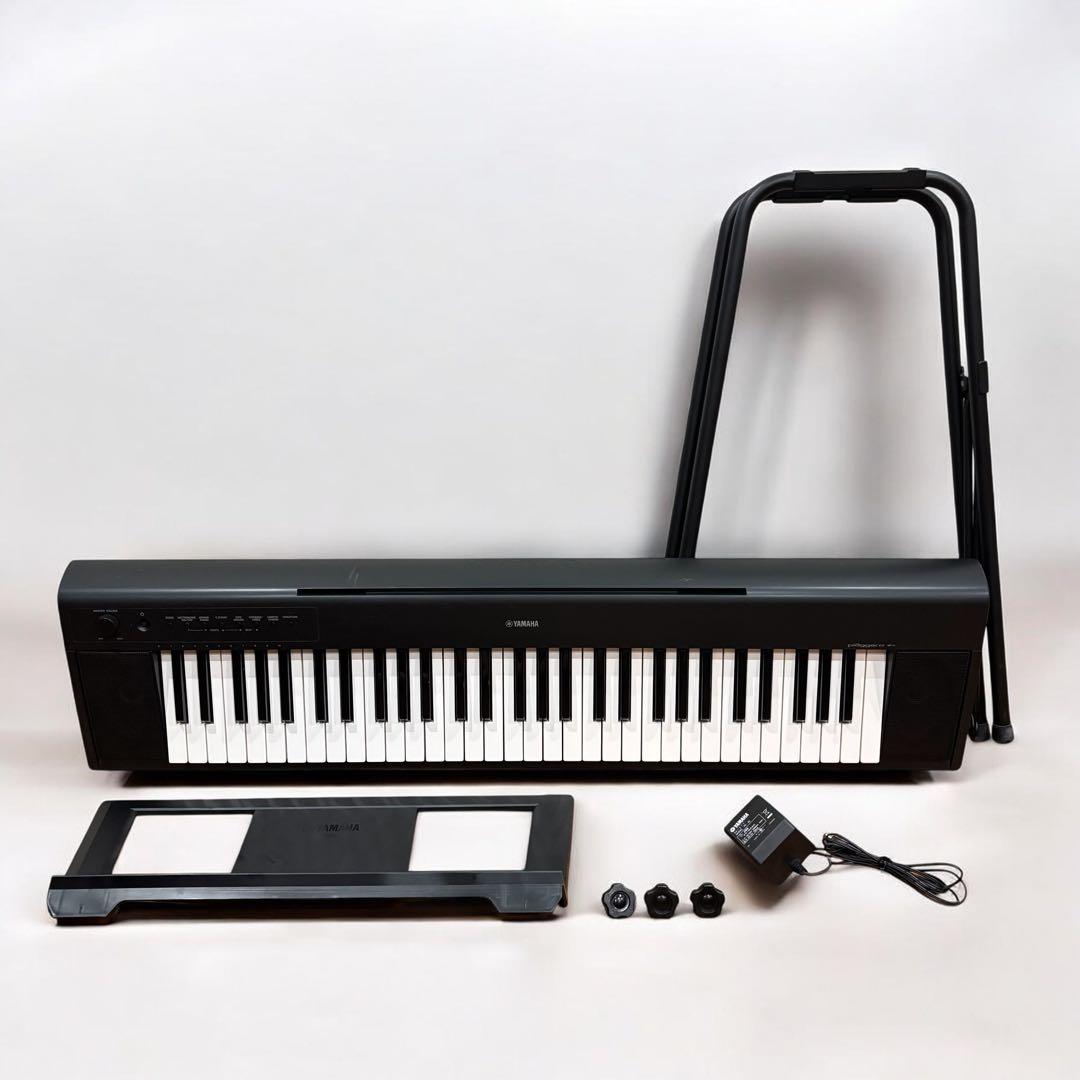 Yamaha Keyboard Electronic Piano Np-11 61