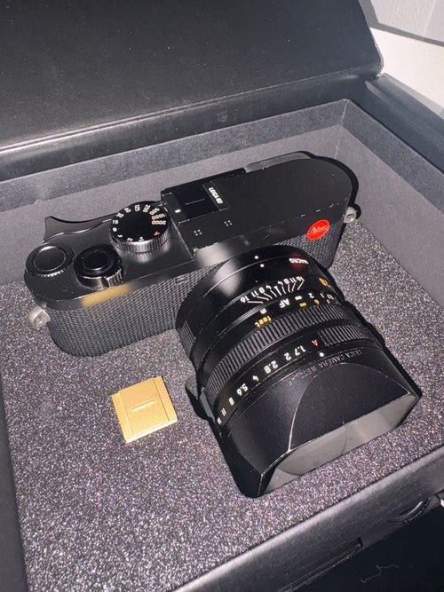 Leica Compact Digital Cameras Q2