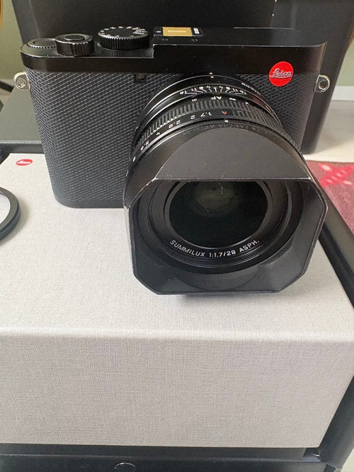Leica Compact Digital Cameras Q2