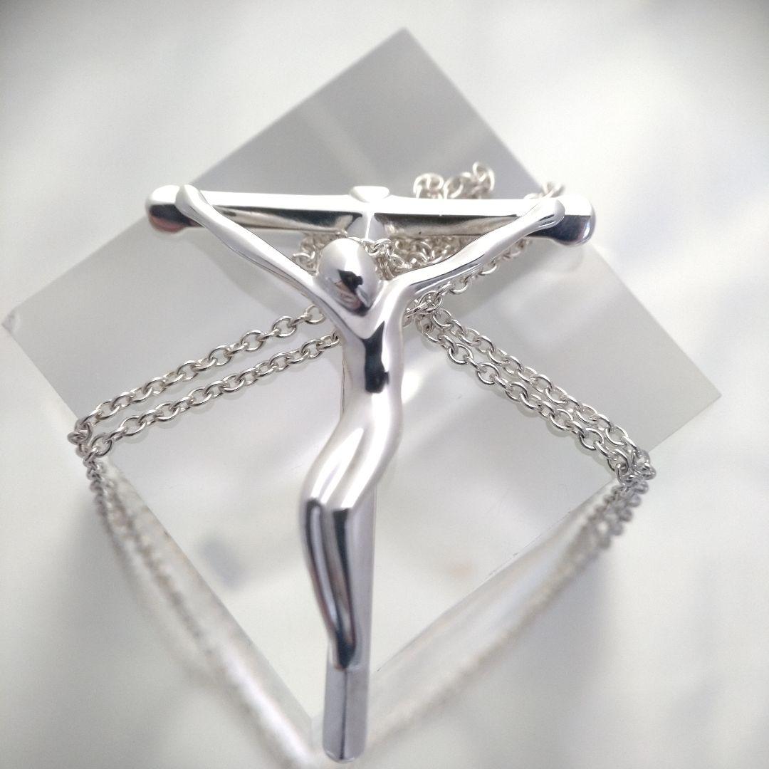 Tiffany Necklace Co.