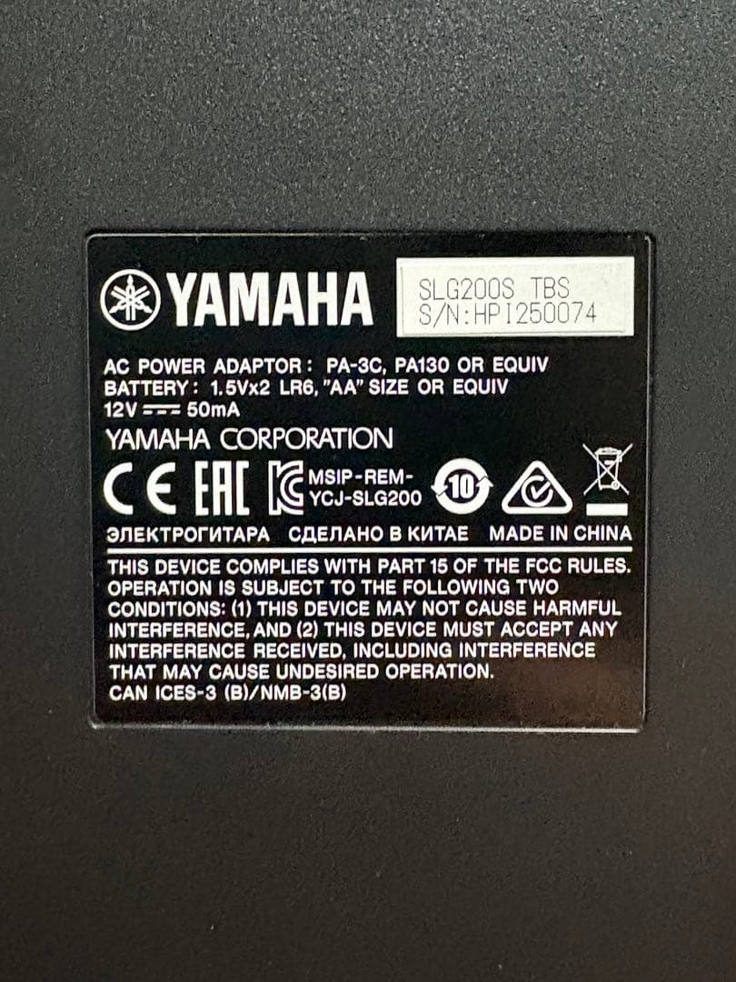Yamaha Acoustic Guitar Slg200S