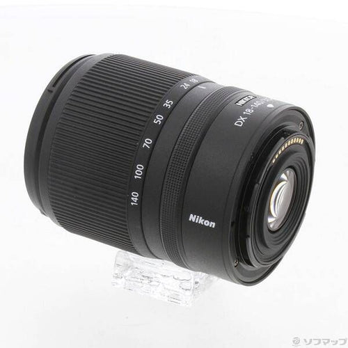 Objectif Nikon (Zoom) Nikkor Z Dx 18-140Mm F 3.5-6.3 Vr 198