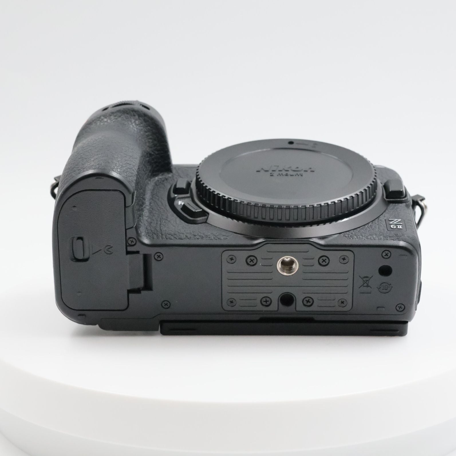 Nikon Mirrorless Interchangeable Lips 18142 Z6Ii