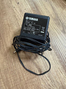 Yamaha Keyboard Electronic Piano Psr-E203