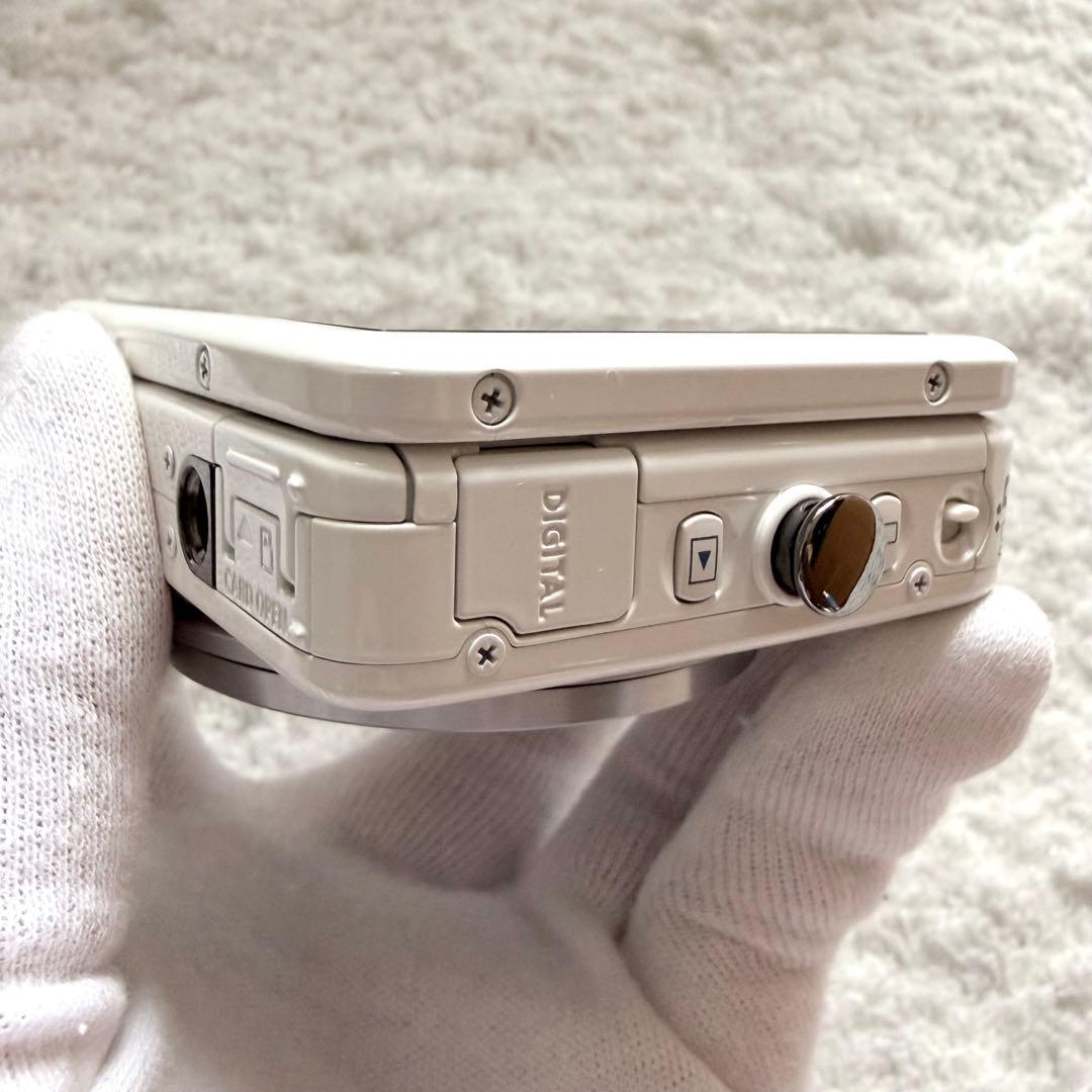 Canon Compact Digital Cameras Powershot N White
