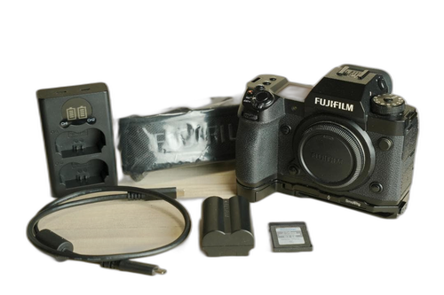 Fujifilm Mirrorless Interchangeable Lips X-H2 Cftypeb