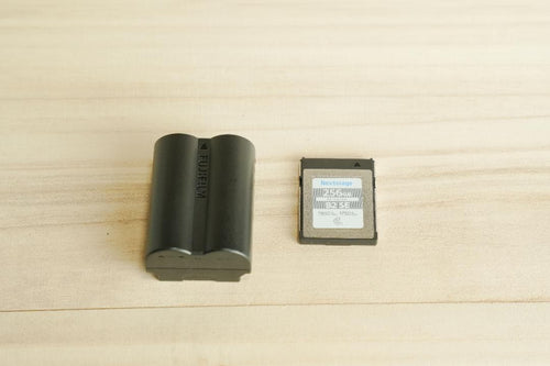 Fujifilm Mirrorless Interchangeable Lips X-H2 Cftypeb