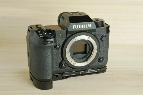 Fujifilm Mirrorless Interchangeable Lips X-H2 Cftypeb