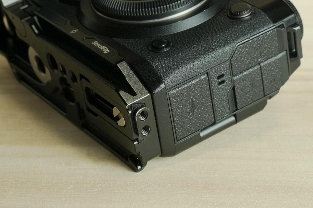 Fujifilm Mirrorless Interchangeable Lips X-H2 Cftypeb