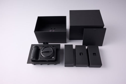 Hasselblad Mirrorless Interchangeable Lens Cameras X2D 100C Xcd