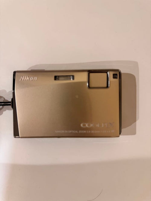 Compact Digital Cameras Nikon Coolpix