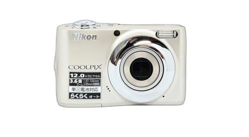 Nikon Compact Digital Camera Coolpix L22 3