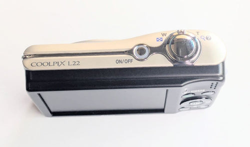 Nikon Compact Digital Camera Coolpix L22 3