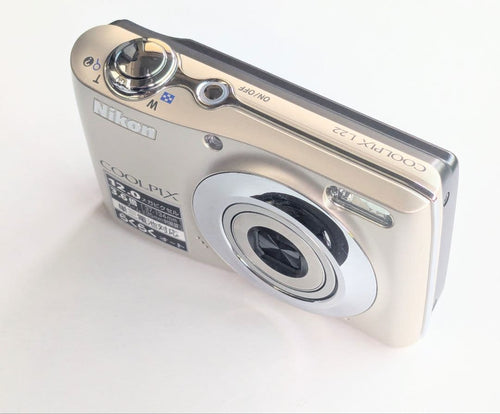 Nikon Compact Digital Camera Coolpix L22 3