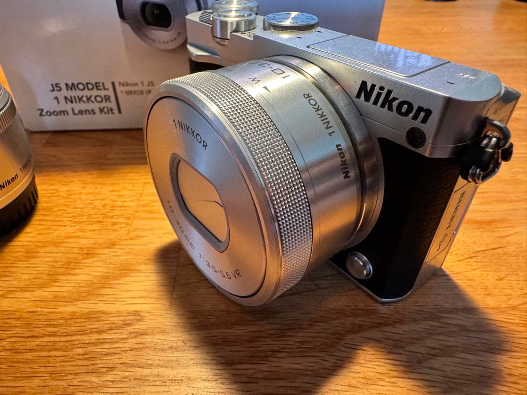 Nikon Mirrorless Interchangeable Lens Cameras 1 J5