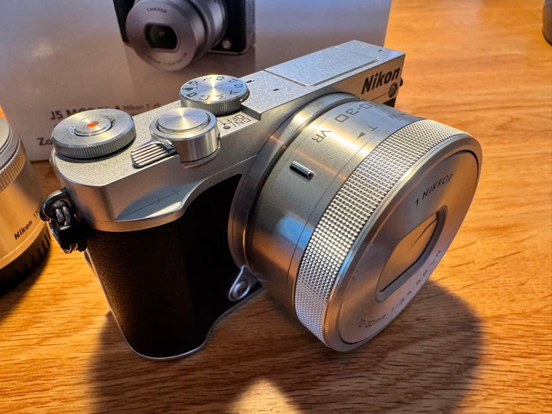 Nikon Mirrorless Interchangeable Lens Cameras 1 J5