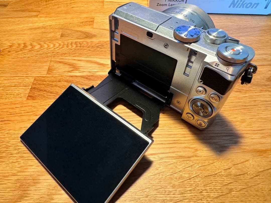 Nikon Mirrorless Interchangeable Lens Cameras 1 J5