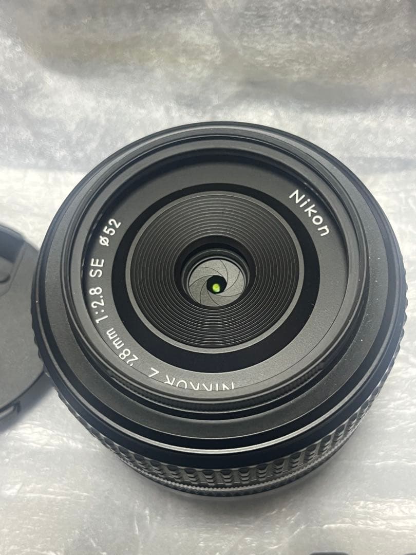Cocoshnik Onkitsch Lens (Single Focus) Nikkor Z F/2.8 Special Edition