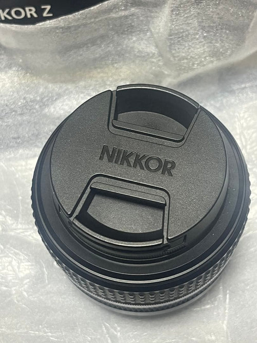 Cocoshnik Onkitsch Lens (Single Focus) Nikkor Z F/2.8 Special Edition