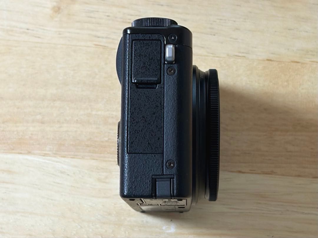 Fujifilm Compact Digital Camera Xq2