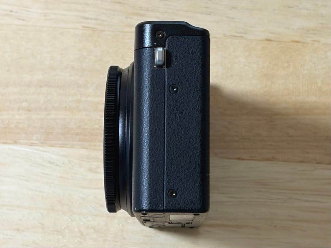 Fujifilm Compact Digital Camera Xq2